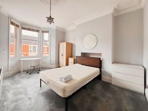 Photo 12- click for photo gallery